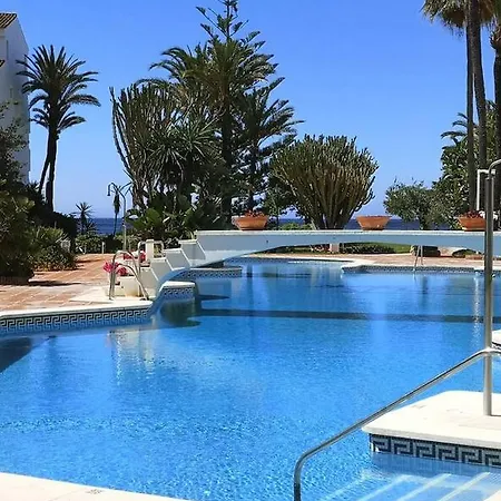 Modern With Pool On The Beachfront In By Sharingco *