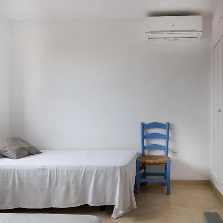 Modern With Pool On The Beachfront In By Sharingco *