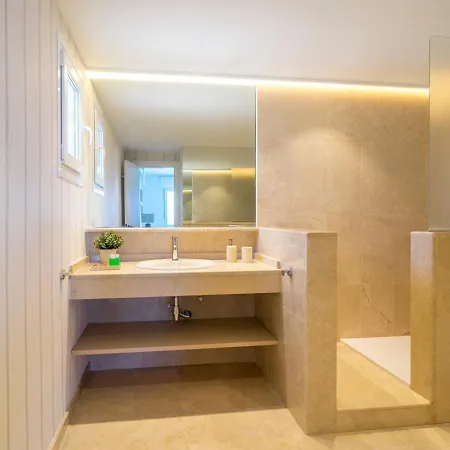 Apartmán Modern With Pool On The Beachfront In By Sharingco Marbella